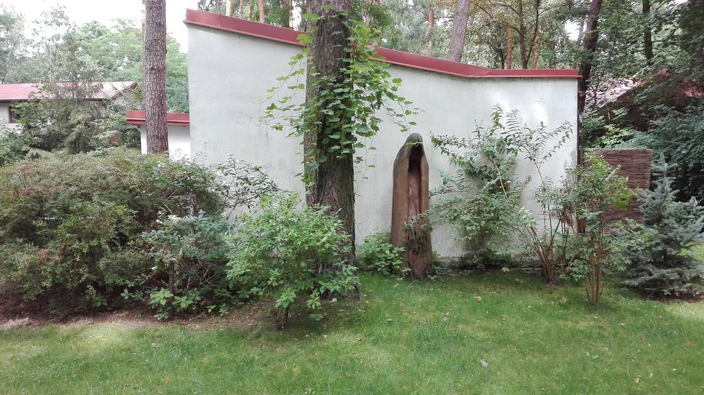 Villa Le Matin Констанцин-Езерна Екстериор снимка